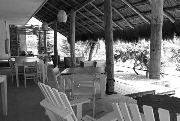 Restaurante en la Playa en Mahahual